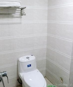 Yangshuo Hao Ting Business Hotel Esterno foto